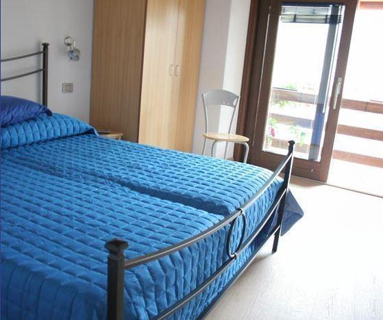 B&B Gardumo Ronzo-Chienis Szoba fotó